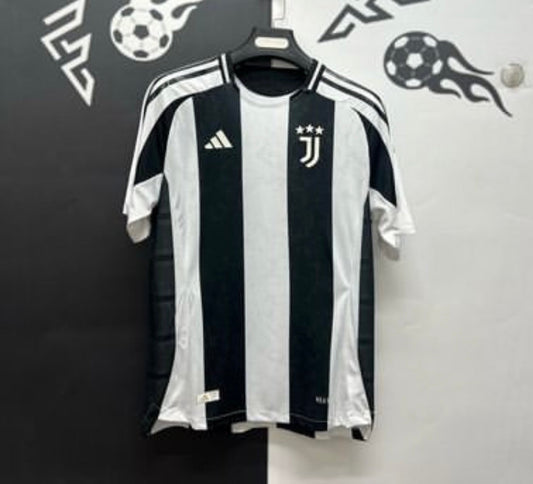 Juventus 24-25 jersey